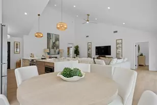126 Cape Pointe Cir, Jupiter, FL 33477 - Photo 5