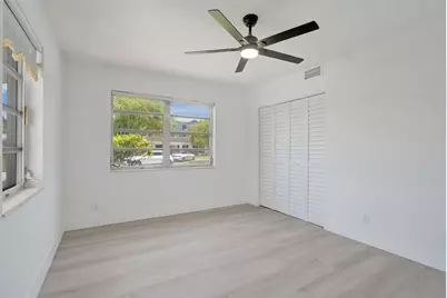 4017 NE 18th Avenue, Oakland Park, FL 33334 - Photo 11