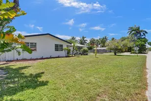 4017 NE 18th Ave, Oakland Park, FL 33334 - Photo 23