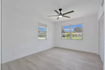 4017 NE 18th Avenue, Oakland Park, FL 33334 - Photo 13