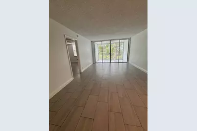 9325 Lagoon Place #405, Davie, FL 33324 - Photo 7