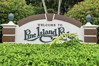 9325 Lagoon Place #405, Davie, FL 33324 - Photo 1