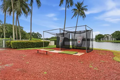 9325 Lagoon Place #405, Davie, FL 33324 - Photo 39
