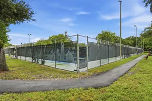 9325 Lagoon Pl, Davie, FL 33324 - Photo 35