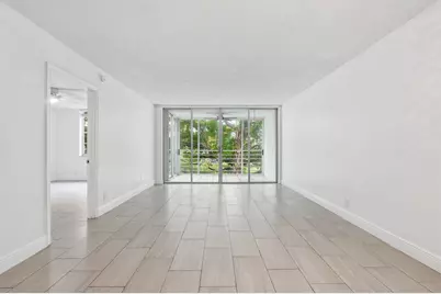9325 Lagoon Place #405, Davie, FL 33324 - Photo 11