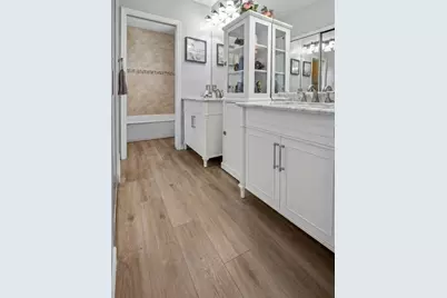 940 SW 96th Avenue, Pembroke Pines, FL 33025 - Photo 19