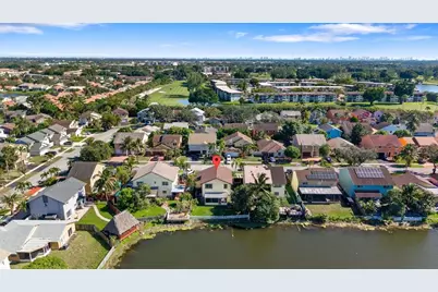 940 SW 96th Avenue, Pembroke Pines, FL 33025 - Photo 35