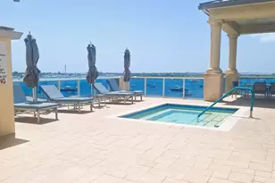 2650 Lake Shore Dr, Riviera Beach, FL 33404 - Photo 25