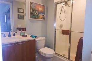 2650 Lake Shore Dr, Riviera Beach, FL 33404 - Photo 15