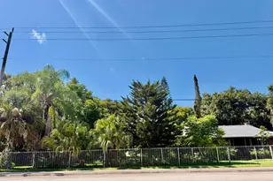 304 SE 4th St, Okeechobee, FL 34974 - Photo 3