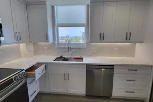 3100 NE 49th St, Fort Lauderdale, FL 33308 - Photo 11