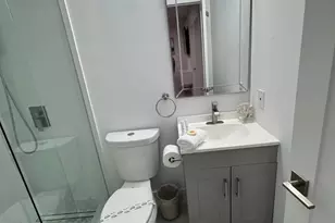 221 SE 11th Ave, Pompano Beach, FL 33060 - Photo 9