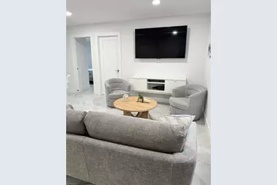 221 SE 11th Avenue #2, Pompano Beach, FL 33060 - Photo 7
