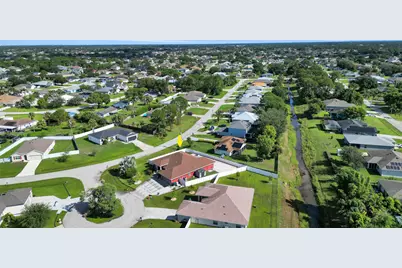 362 SW Paw Court, Port Saint Lucie, FL 34953 - Photo 11