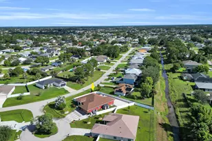 362 SW Paw Ct, Port Saint Lucie, FL 34953 - Photo 11