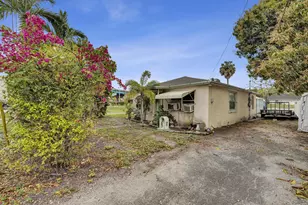 1412B NW 7th St, Pompano Beach, FL 33069 - Photo 7