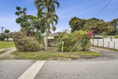 1412B NW 7th Street #b, Pompano Beach, FL 33069 - Photo 3