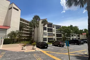 2306 S Cypress Bend Dr, Pompano Beach, FL 33069 - Photo 37