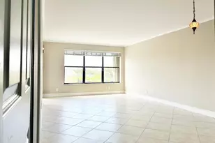 2306 S Cypress Bend Dr, Pompano Beach, FL 33069 - Photo 13