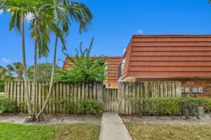 746 NW 98th Way, Plantation, FL 33324 - Photo 1