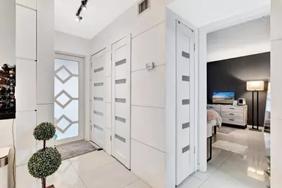 400 SE 10th Street #302, Deerfield Beach, FL 33441 - Photo 11