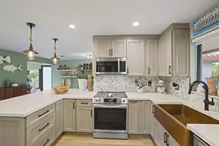 2332 NE 17th Terrace, Wilton Manors, FL 33305 - Photo 11