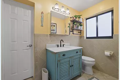 2332 NE 17th Terrace, Wilton Manors, FL 33305 - Photo 27