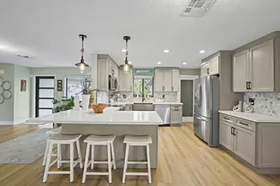 2332 NE 17th Terrace, Wilton Manors, FL 33305 - Photo 9