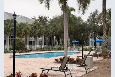 520 SW 111th Avenue #301, Pembroke Pines, FL 33025 - Photo 3