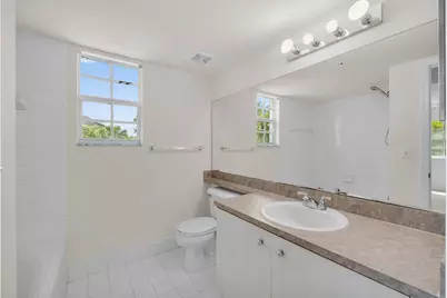 520 SW 111th Avenue #301, Pembroke Pines, FL 33025 - Photo 9