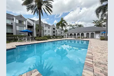 520 SW 111th Avenue #301, Pembroke Pines, FL 33025 - Photo 13