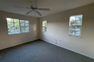 520 SW 111th Ave, Pembroke Pines, FL 33025 - Photo 11