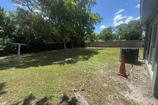 630 E Dayton Cir, Fort Lauderdale, FL 33312 - Photo 21