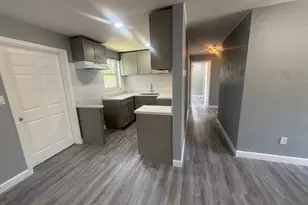 630 E Dayton Cir, Fort Lauderdale, FL 33312 - Photo 11