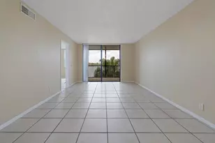 112 Lake Emerald Dr, Oakland Park, FL 33309 - Photo 5