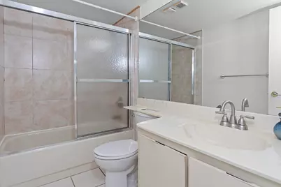 112 Lake Emerald Drive #209, Oakland Park, FL 33309 - Photo 19