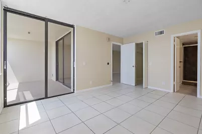 112 Lake Emerald Drive #209, Oakland Park, FL 33309 - Photo 11