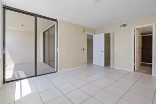 112 Lake Emerald Dr, Oakland Park, FL 33309 - Photo 11