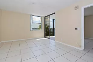 112 Lake Emerald Dr, Oakland Park, FL 33309 - Photo 19