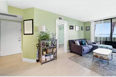 760 Executive Center Drive #24, West Palm Beach, FL 33401 - Photo 3