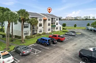 760 Executive Center Dr, West Palm Beach, FL 33401 - Photo 1