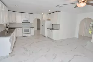 943 SE Browning Ave, Port Saint Lucie, FL 34983 - Photo 5