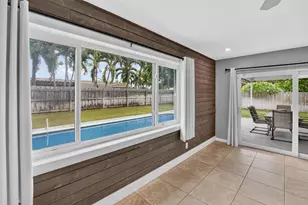 1023 SW 25th Pl, Boynton Beach, FL 33426 - Photo 5