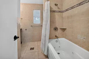 1023 SW 25th Pl, Boynton Beach, FL 33426 - Photo 37