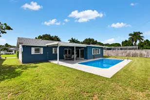 1023 SW 25th Pl, Boynton Beach, FL 33426 - Photo 1