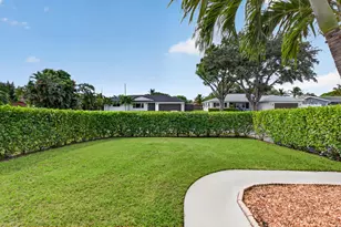 1023 SW 25th Pl, Boynton Beach, FL 33426 - Photo 9