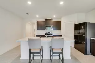 643 NW Riverside Dr, Port Saint Lucie, FL 34983 - Photo 11