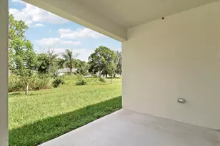 643 NW Riverside Dr, Port Saint Lucie, FL 34983 - Photo 23