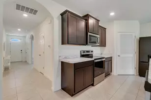 643 NW Riverside Dr, Port Saint Lucie, FL 34983 - Photo 13