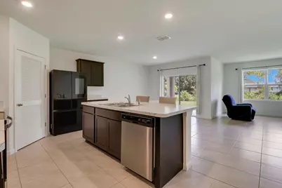 643 NW Riverside Drive, Port Saint Lucie, FL 34983 - Photo 15